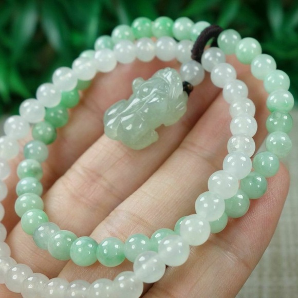 Certified Icy White+light green 100% Natural A Jadeite jade Bead Bracelets 手链 - Picture 7 of 12